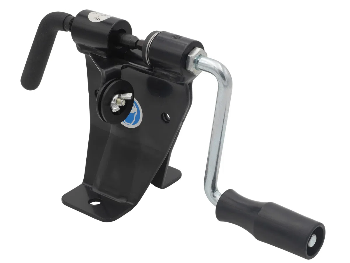 SEGA in rivetto dispositivo per catene motoseghe.
