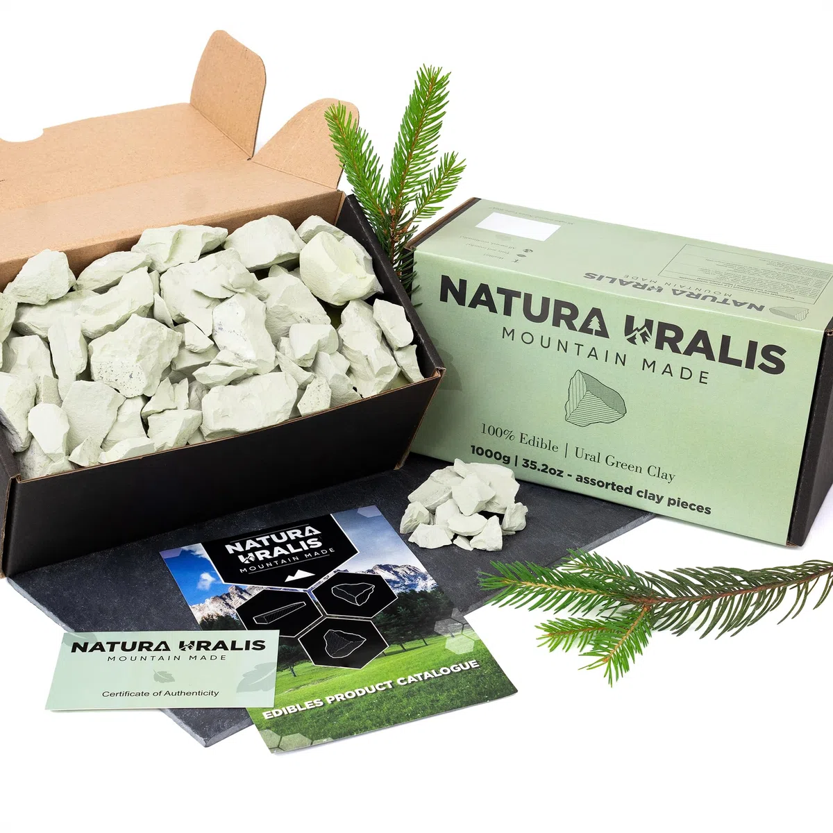 Natura Uralis Argilla Verde Degli Urali | 1000g di Argilla Verde Naturale, Verde Pastello e Verdeggiante - Incredibile Croccantezza, Appagante Consistenza Terrosa, Vellutata e Solida, Sensazione ASMR